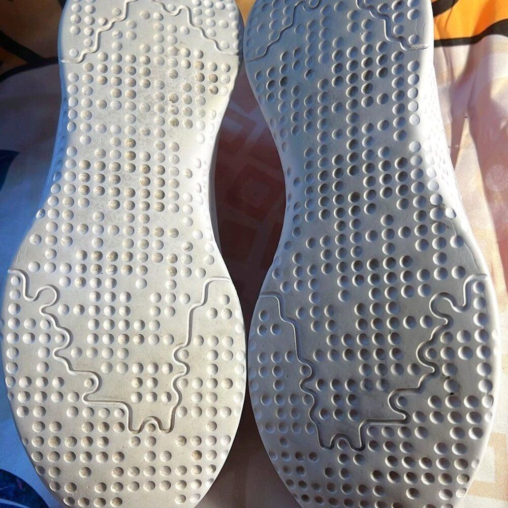 Avia Womans Memory Foam Slip Ons - Size 6 - Picture 7 of 7